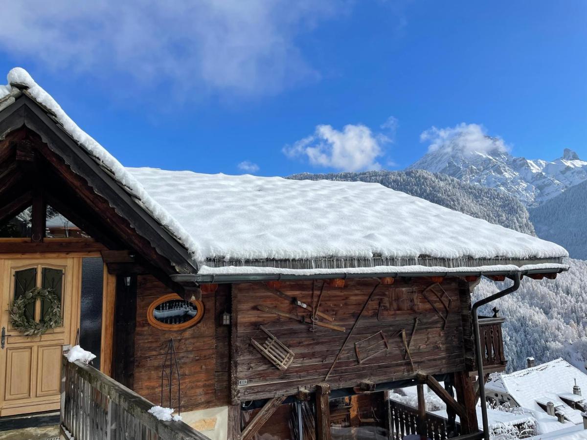 Chalet Rayon De Soleil Gryon Villars Exterior photo