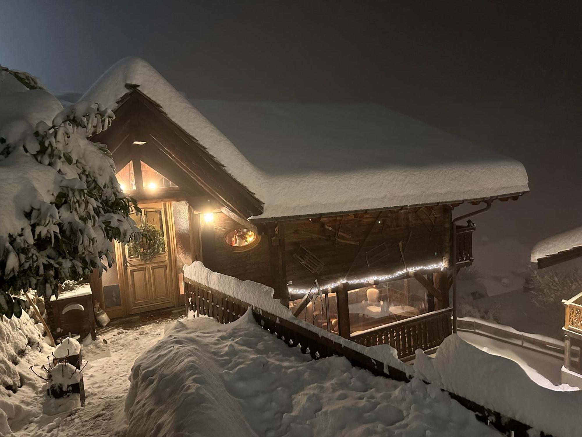 Chalet Rayon De Soleil Gryon Villars Exterior photo